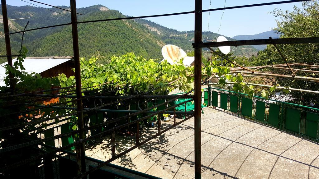 Guest House Salome Bordschomi Exterior foto